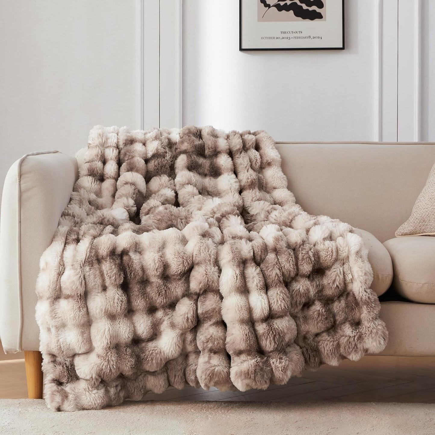 COOVA Faux Fur Cozy Throw Blanket – Ultra-Soft Rabbit Fur Bubble Style (50×60") Tie Dye Brown
