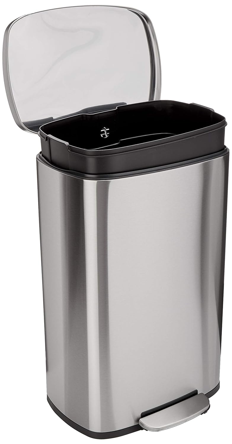 Amazon Basics Smudge-Resistant Trash Can